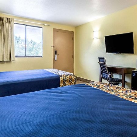 Rodeway Inn Fairgrounds-Casino Mango Экстерьер фото
