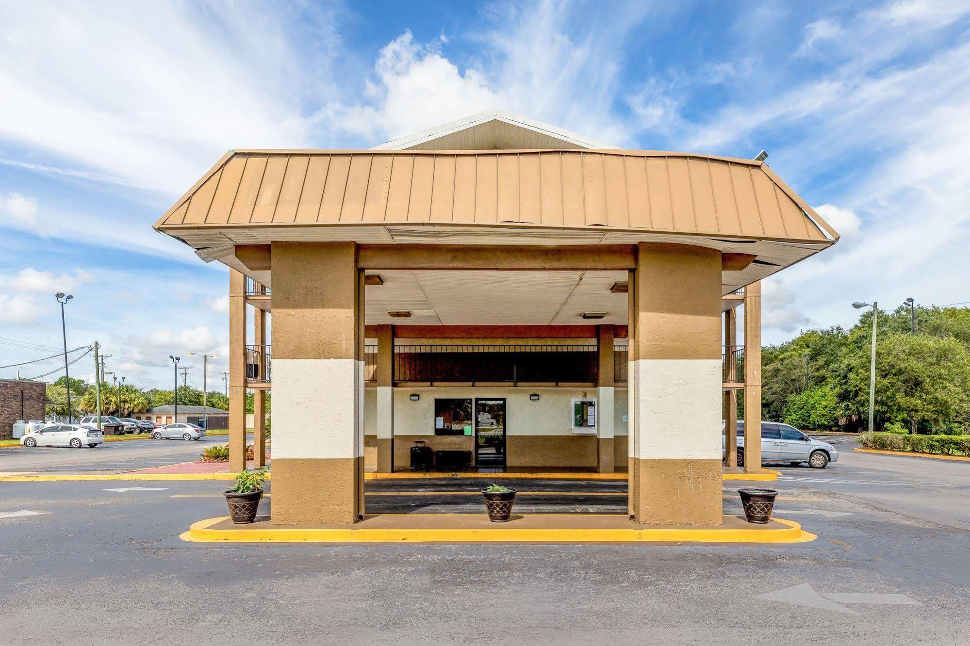Rodeway Inn Fairgrounds-Casino Mango Экстерьер фото