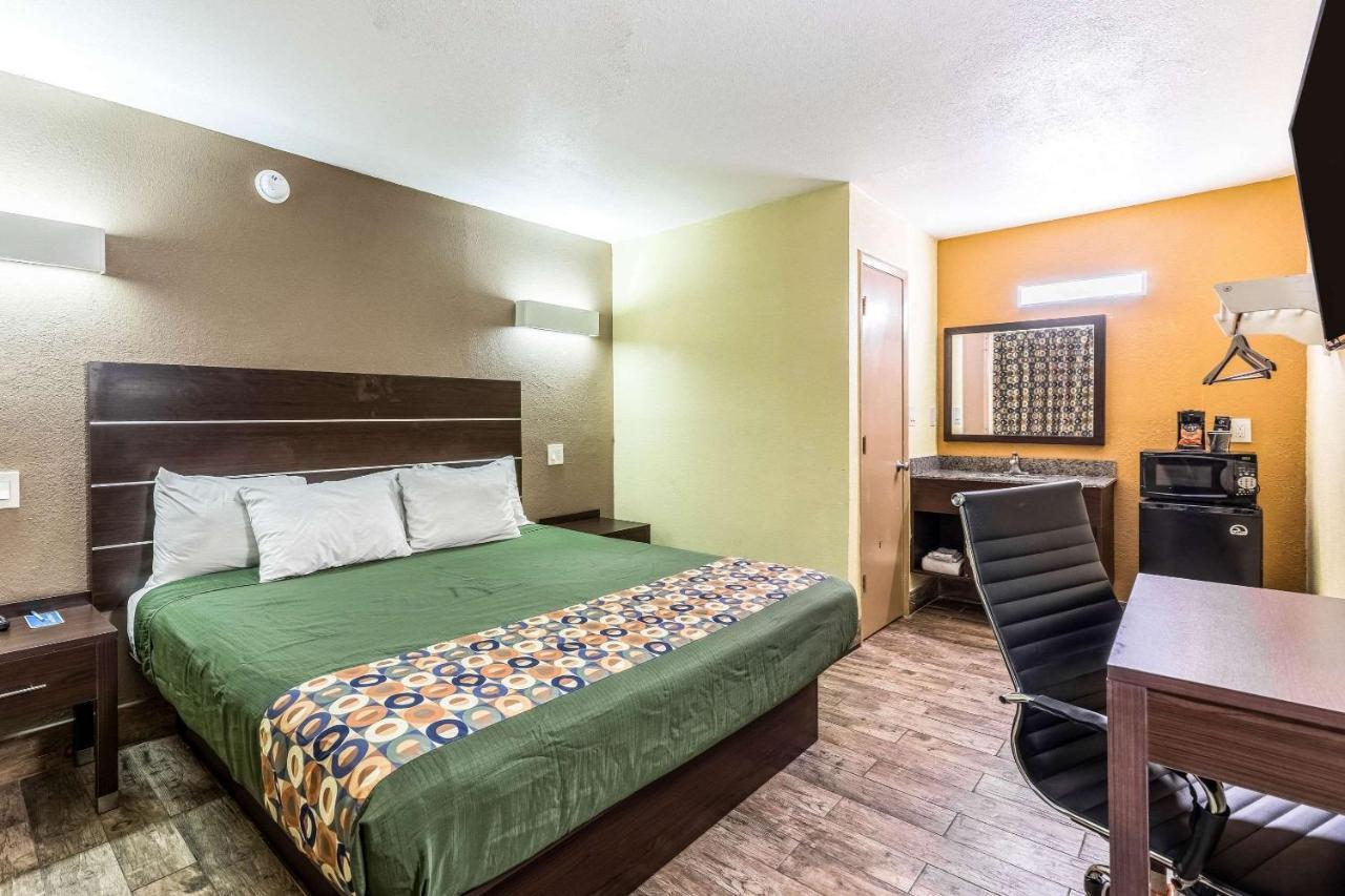 Rodeway Inn Fairgrounds-Casino Mango Экстерьер фото